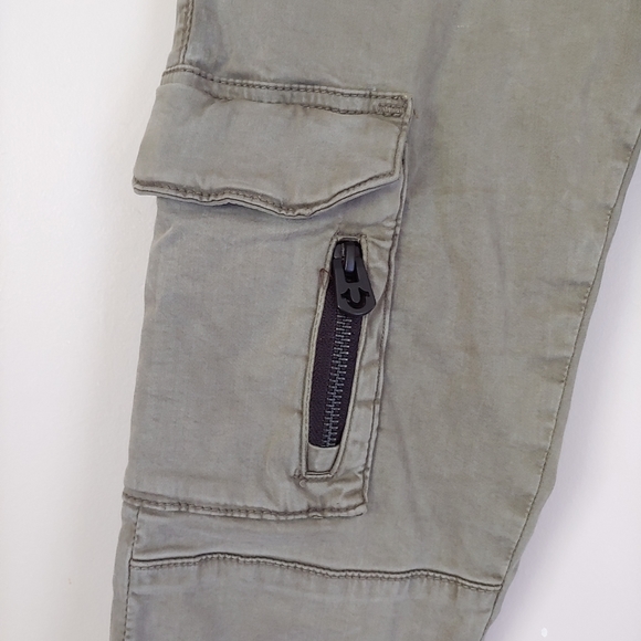True Religion Halle Super Skinny Cargo Pants Olive Green Size 25 - Picture 11 of 16